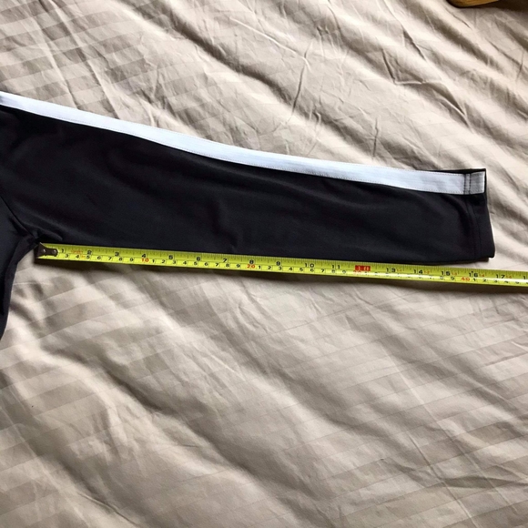 Black Crop Top Turtleneck witb white stripe M - Picture 8 of 11